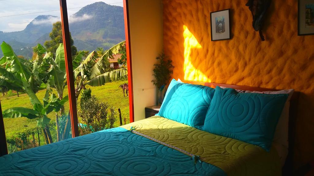 Hospedaje Rural La Boira Jardín Exterior foto