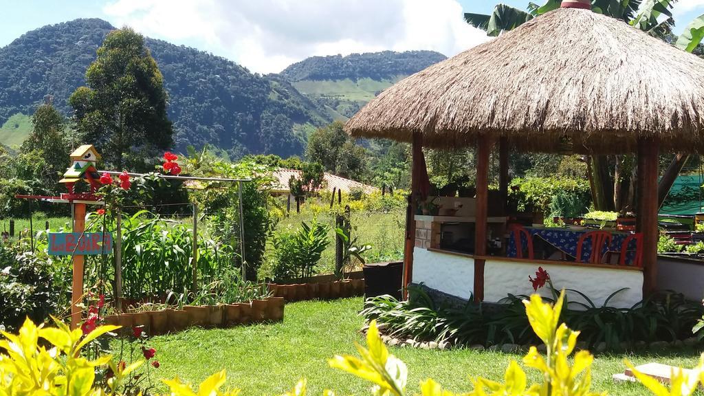 Hospedaje Rural La Boira Jardín Exterior foto