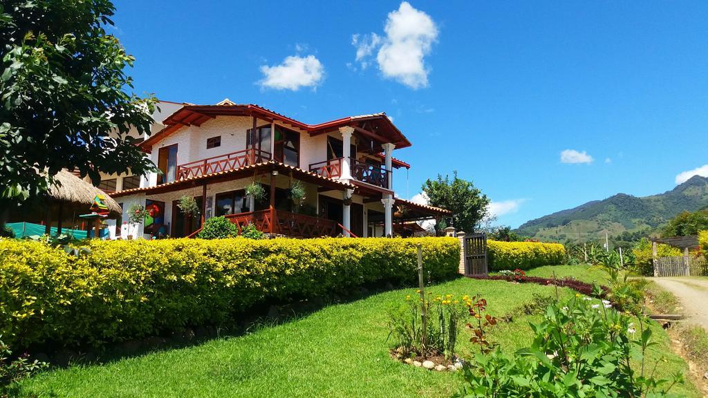 Hospedaje Rural La Boira Jardín Exterior foto